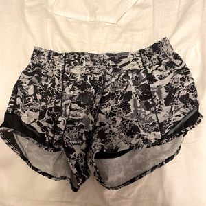Lululemon Hotty Hot Shorts